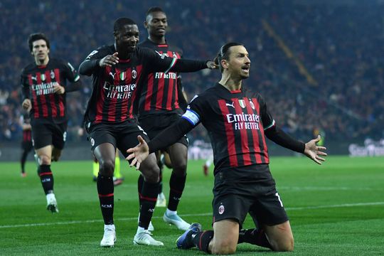 Zlatan Ibrahimovic (41 de ani), atacantul suedez al campioanei Italiei, AC Milan, a atins o bornă istorică, ca urmare a golului marcat în meciul pierdut de milanezi, scor 1-3, pe terenul lui Udinese. 
Foto: Imago