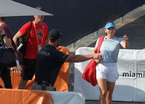 Echipa reunită! Darren Cahill a supervizat antrenamentul Simonei Halep la WTA Miami Open