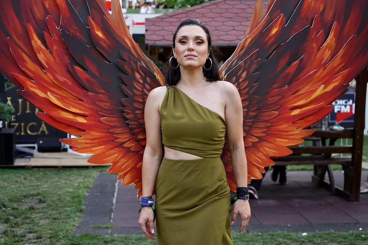 Cristi Chivu a lăsat-o fără cuvinte pe prezentatoarea matinalului: „Doamne, Doamne! Îmi tremură mâinile. Îți datorez foarte mult”