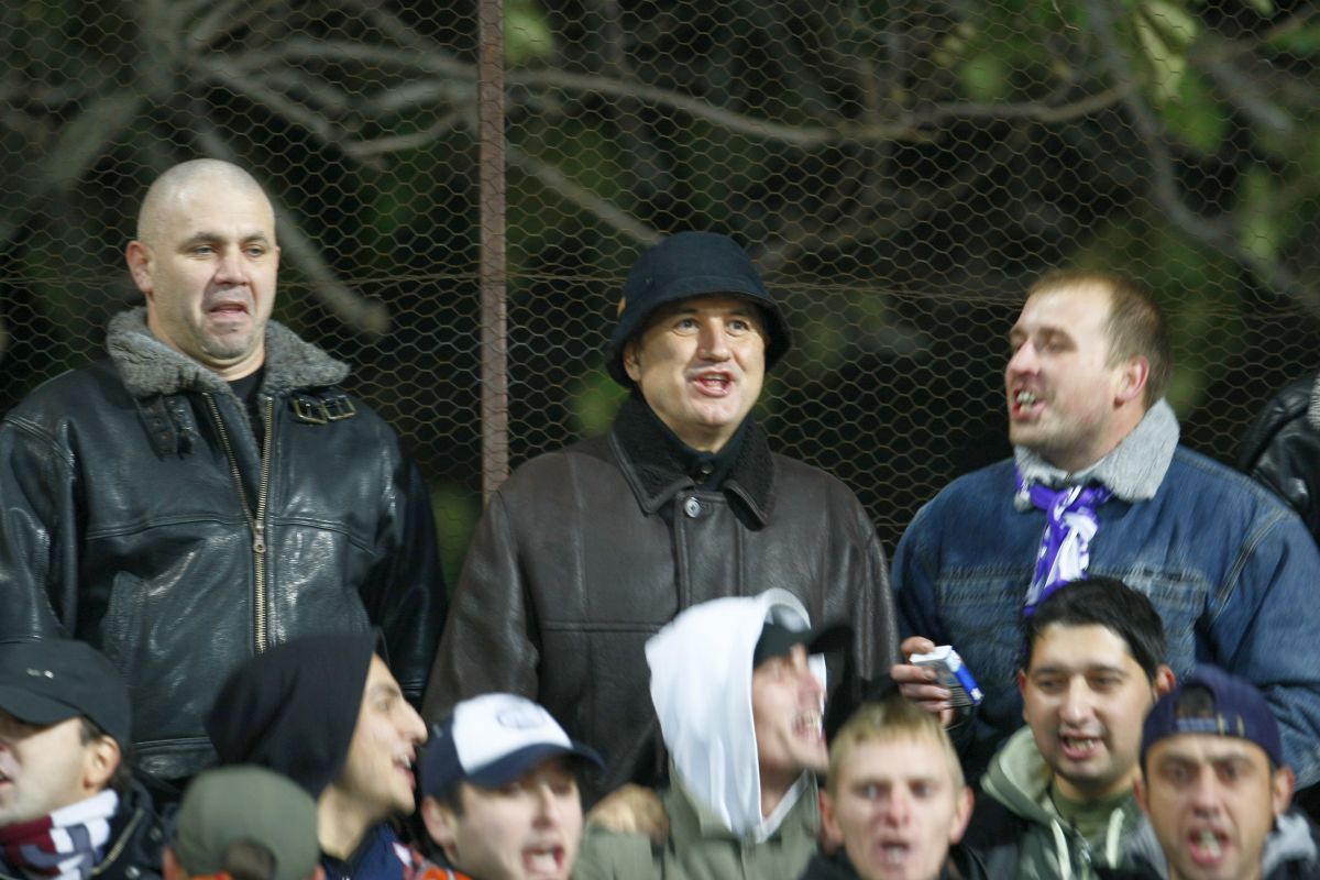 George Copos în peluză la Dinamo - Rapid (2007)