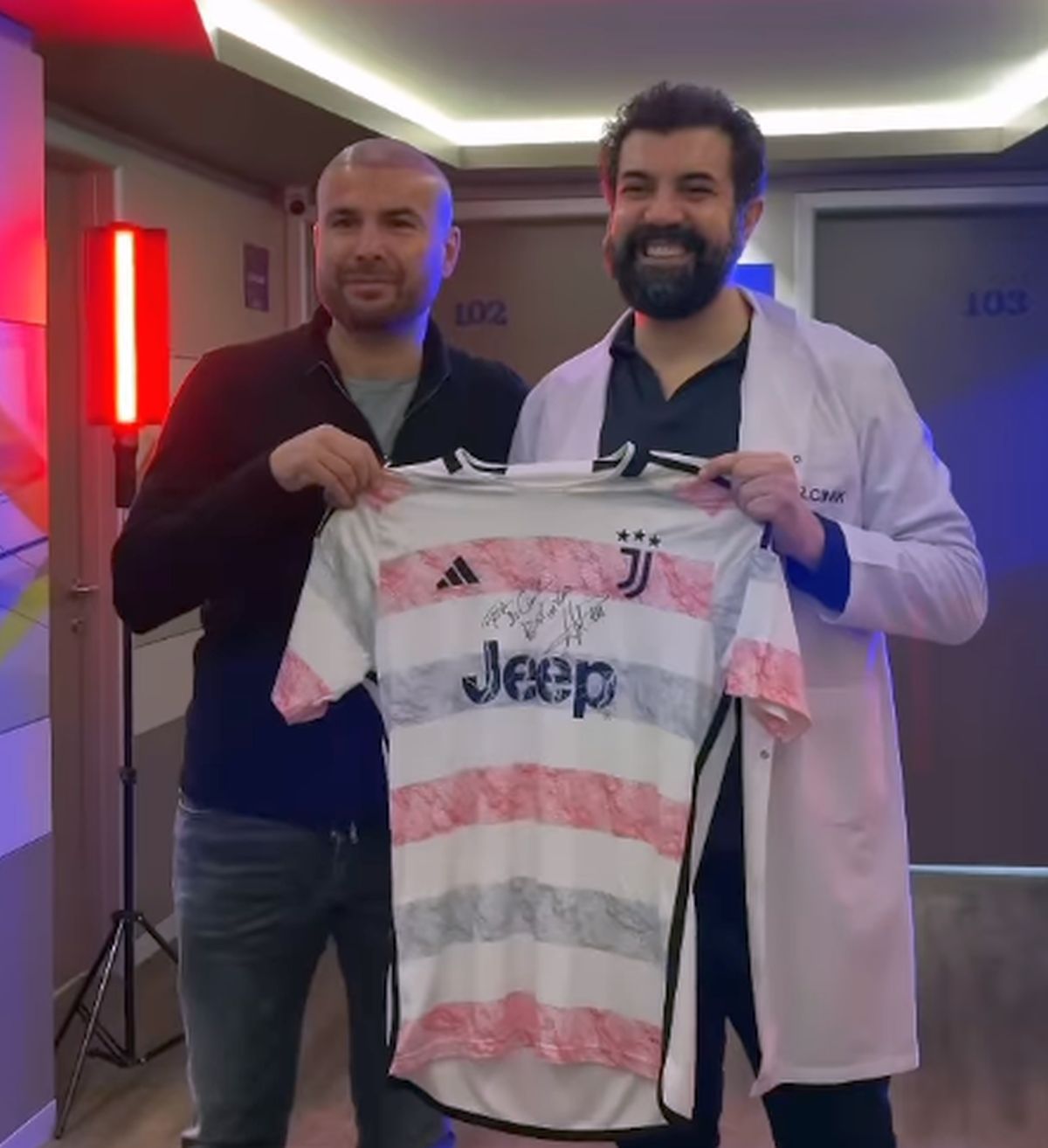 Adrian Mutu, la operație în Turcia: „Zici că-i aveam pe Robert Niță și Messi pe extreme! Nu e dureros”