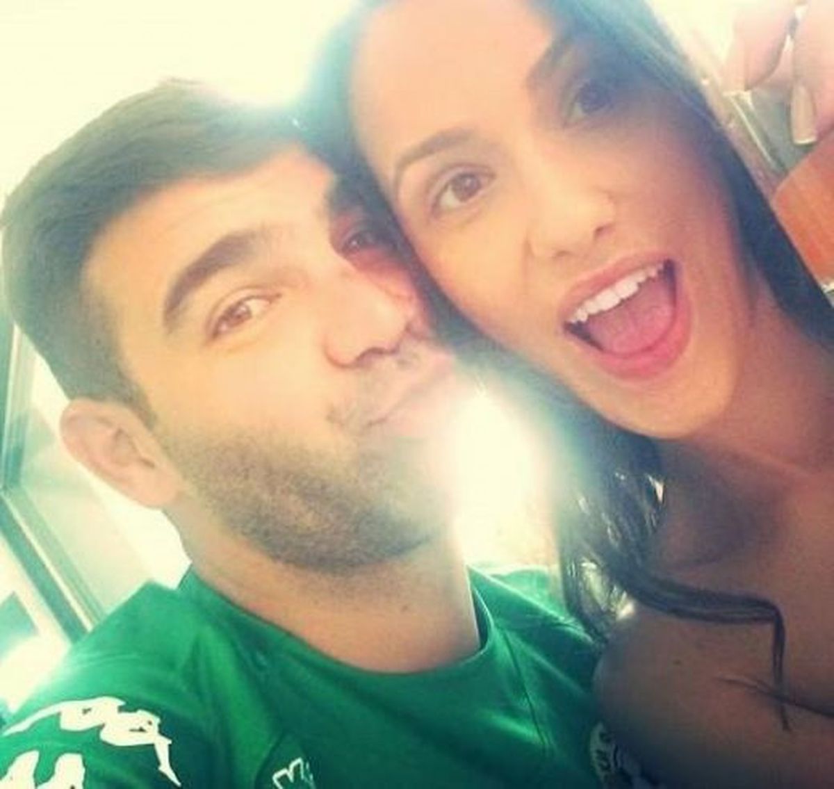 „M-a înșelat cu Claudiu Keșeru, chiar soția lui mi-a zis!” » Acuzații-ȘOC: „E nașul meu, a durat un an și jumătate”