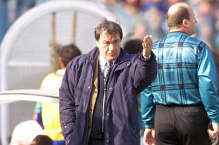 Amintiri cu Vasile Simionaș: „M-a pus în presiune mereu”. Discursul pe care reputatul antrenor l-a ținut: „Ne-a luat plânsul pe toți”