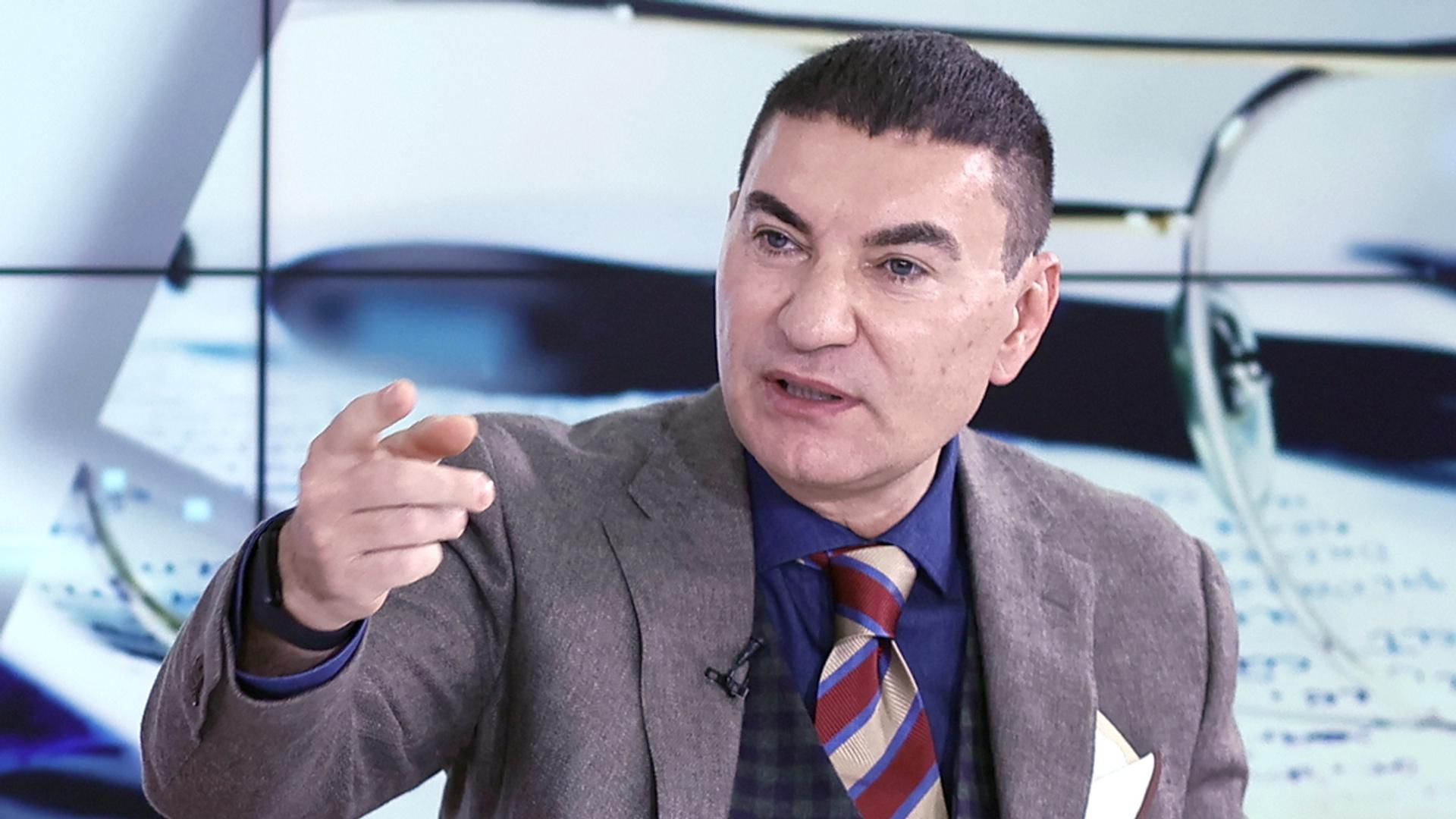 Cristi Borcea analizând clasamentul Dinamo fotbal în Superliga, discutând transferuri iarnă și șansele la play-off Superliga 2026 | sursa foto: Gazeta Sporturilor