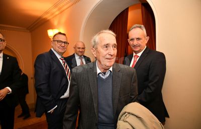 „Fără Valentin Ceaușescu, România nu ar fi avut câștigătoare de Cupa Campionilor” » Discurs elogios despre fiul lui Nicolae Ceaușescu: „Te-ai lipi de sufletul lui”