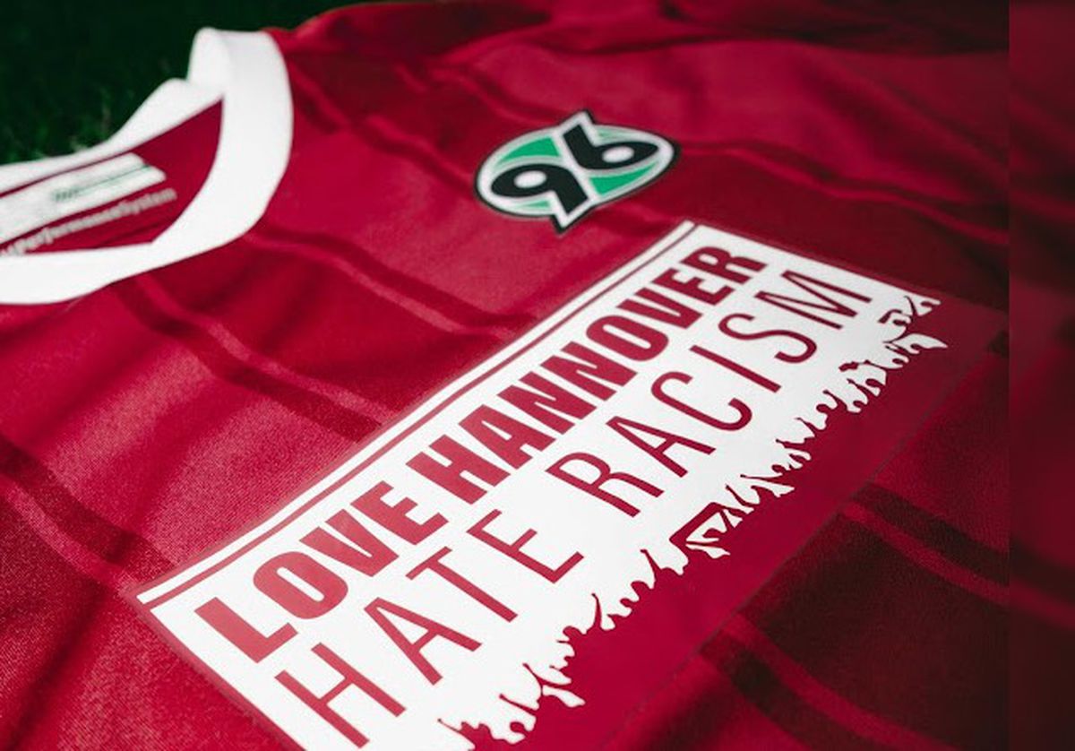 Hannover 96 a lansat tricoul antirasism, într-o ediție limitată