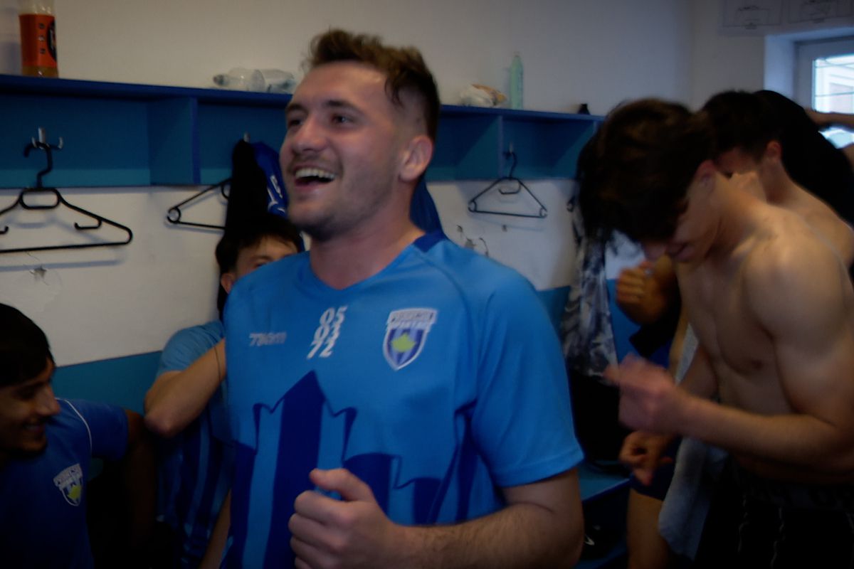 O zi de meci la Progresul Spartac: eurogol și indicații pe tabletă! » GSP a intrat în vestiarul formației cu patron-antrenor