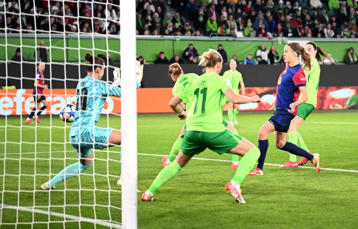 Barcelona, la un pas de semifinalele Champions League » Victorie clară cu Wolfsburg în sferturi