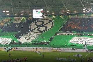 Inițiativa clubului care a schimbat culorile pentru a susține lupta contra rasismului: „Niciodată singuri!”