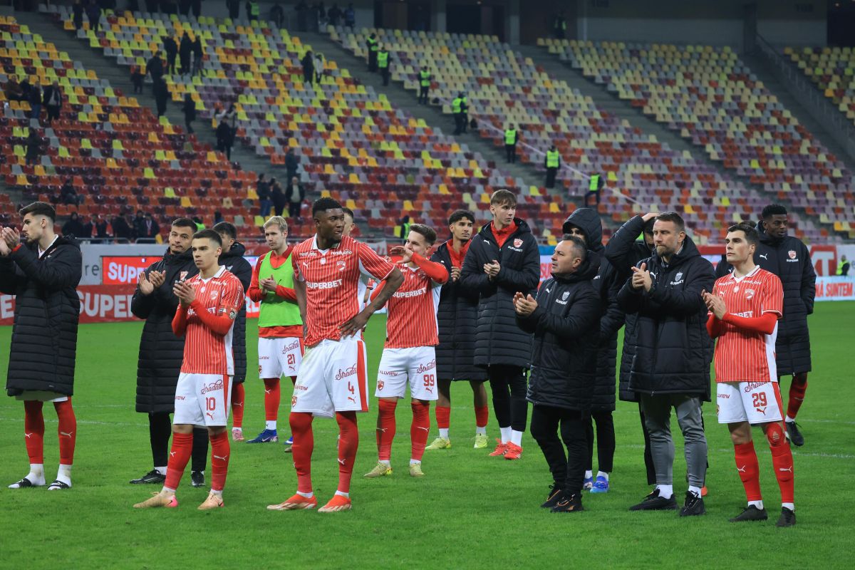 „Prafao!” » Fostul atacant al lui Dinamo l-a SPULBERAT pe Mazilu: „Ca el joc și eu la vârsta mea! Nici nu vreau să-i pronunț numele”