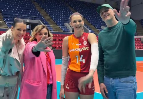 Alexia Căruțașu (22 de ani) a contribuit pe deplin la succesul lui Galatasaray în dubla manșă disputată cu CSO Voluntari, în semifinalele Cupei CEV.