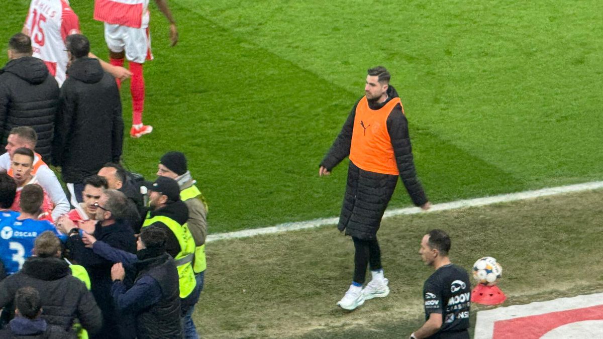 Altercație generală în Dinamo - Universitatea Craiova