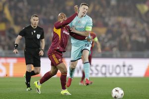 „Optimile” Europa League » Ionuț Radu s-a calificat în „sferturi”! A început meciul arbitrat de Istvan Kovacs