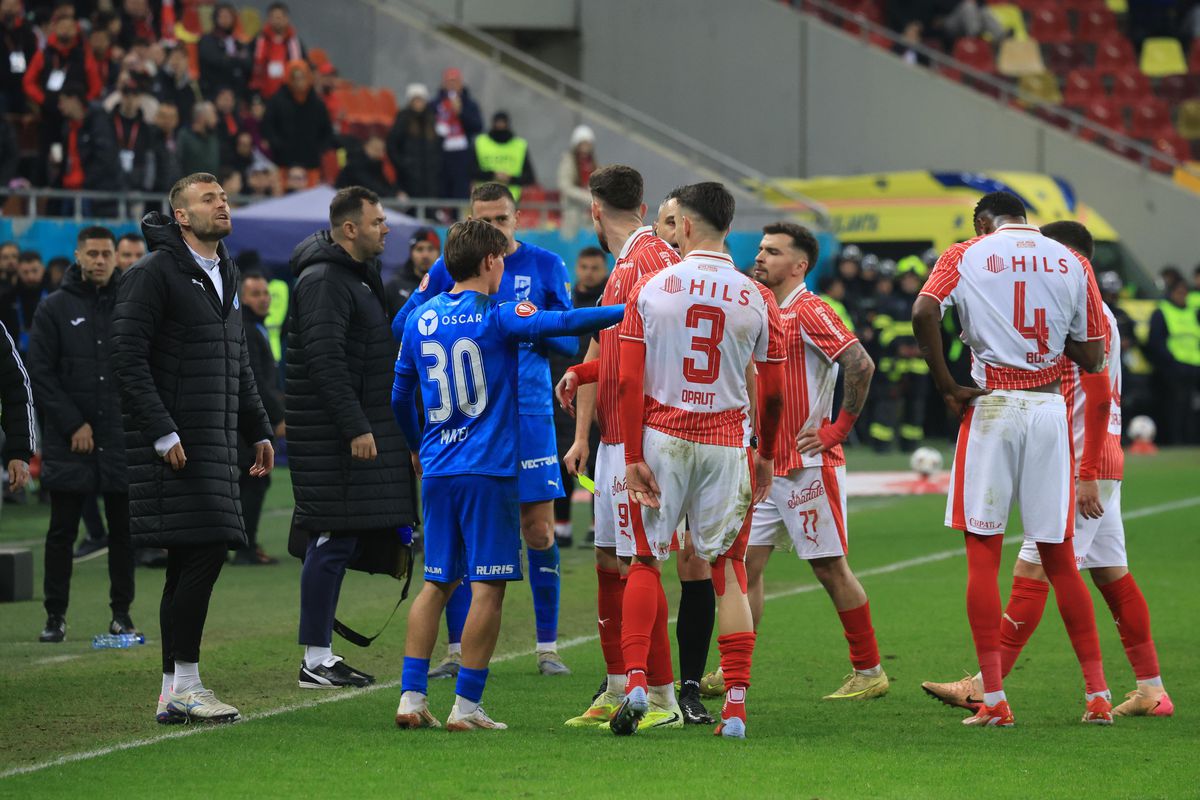 Final de primă repriză „nebun” în Dinamo - Craiova » Cele 3 momente care au „dinamitat” derby-ul