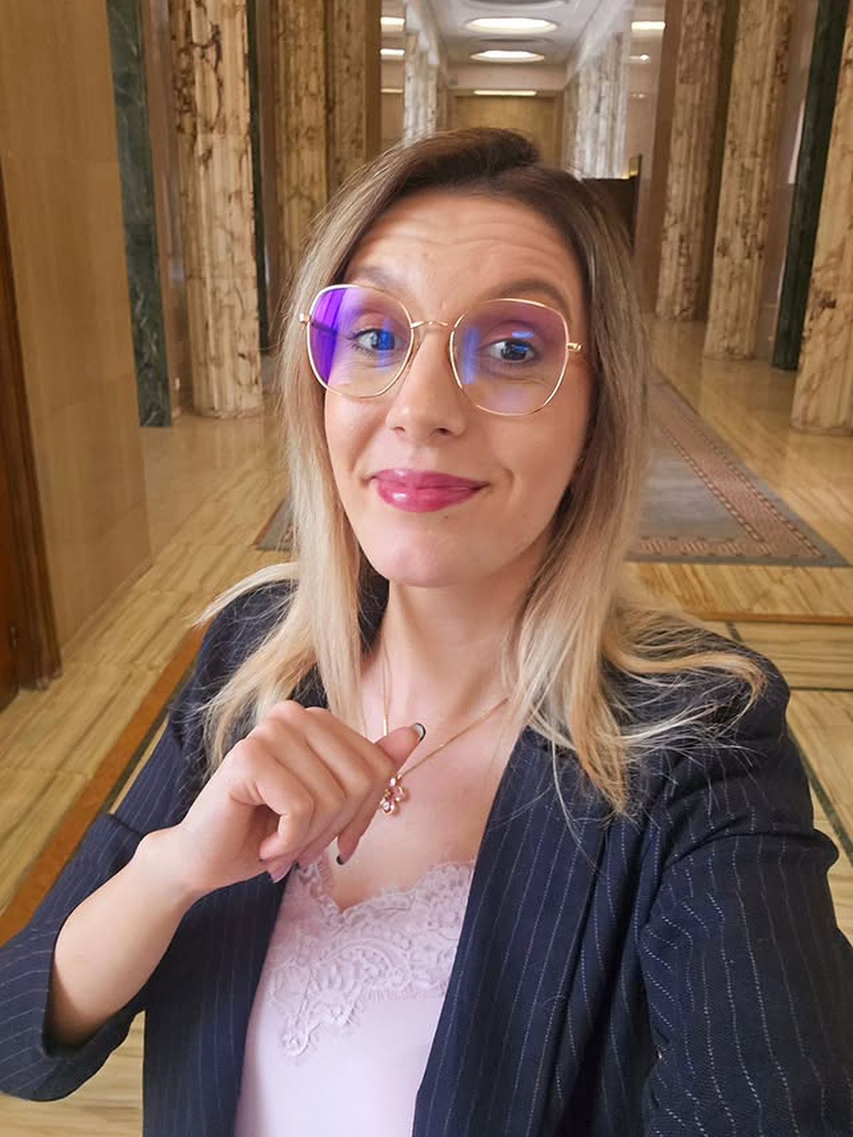 Florin Prunea a dat-o în bară din nou! Și-a prezentat public scuze, după ce a spus că Diana Buzoianu a făcut videochat