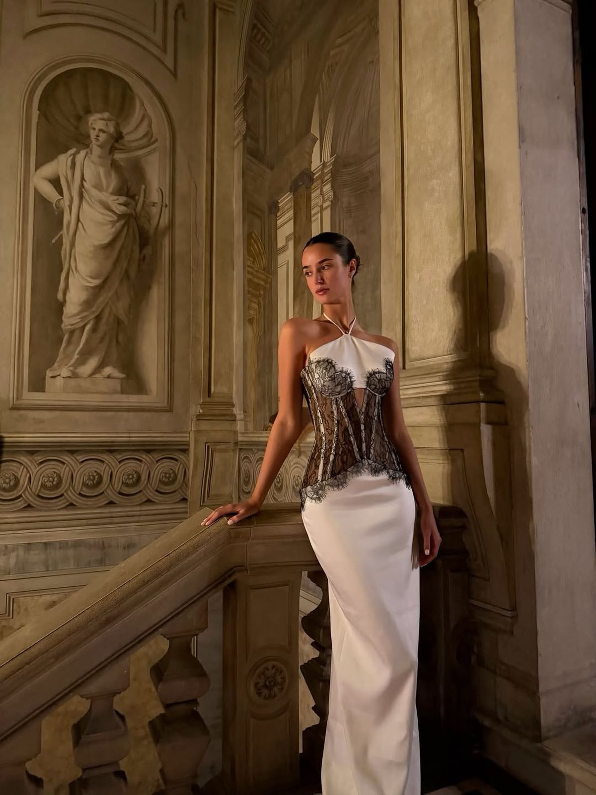 Estelle Behnke și Iris Law