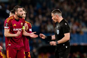 „Optimile” Europa League »  „Thriller” în meciul lui Istvan Kovacs! + calificare pentru Ionuț Radu