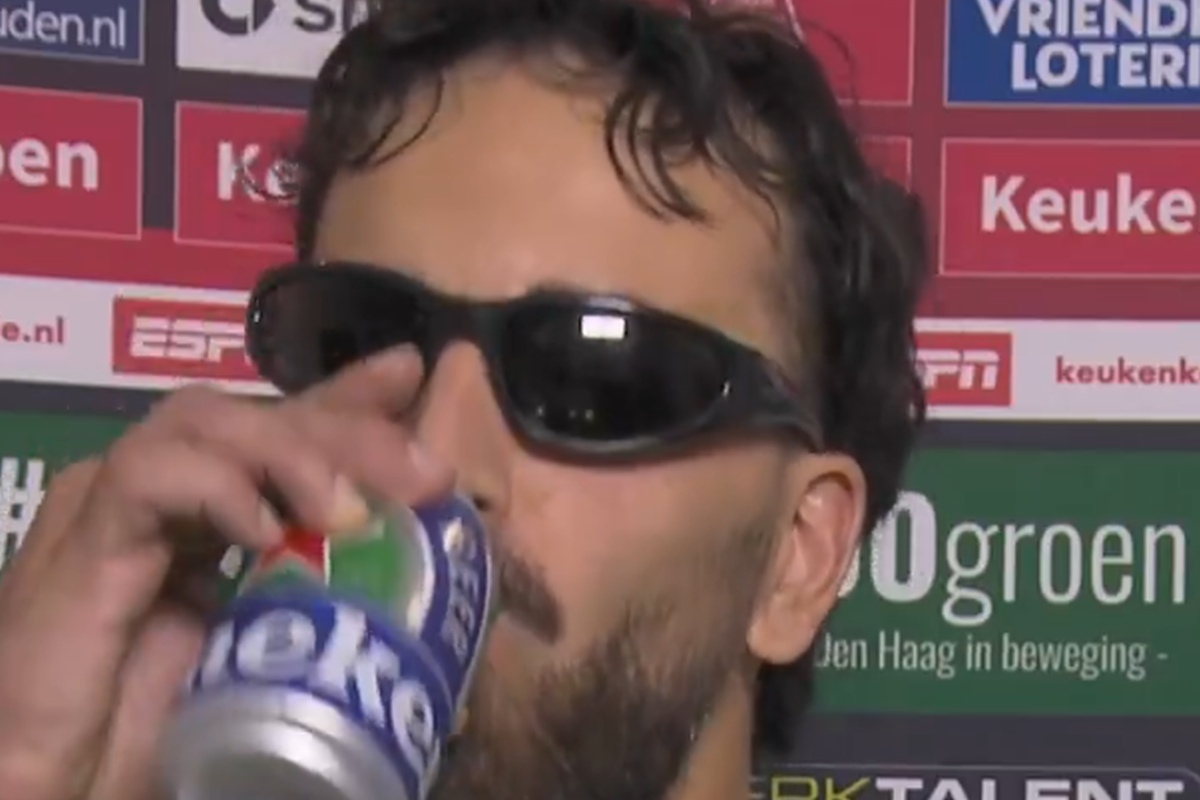 Cu berea și trabucul la flash-interviu » Internaționalul a făcut spectacol după ce a promovat: „Sunt cine sunt”