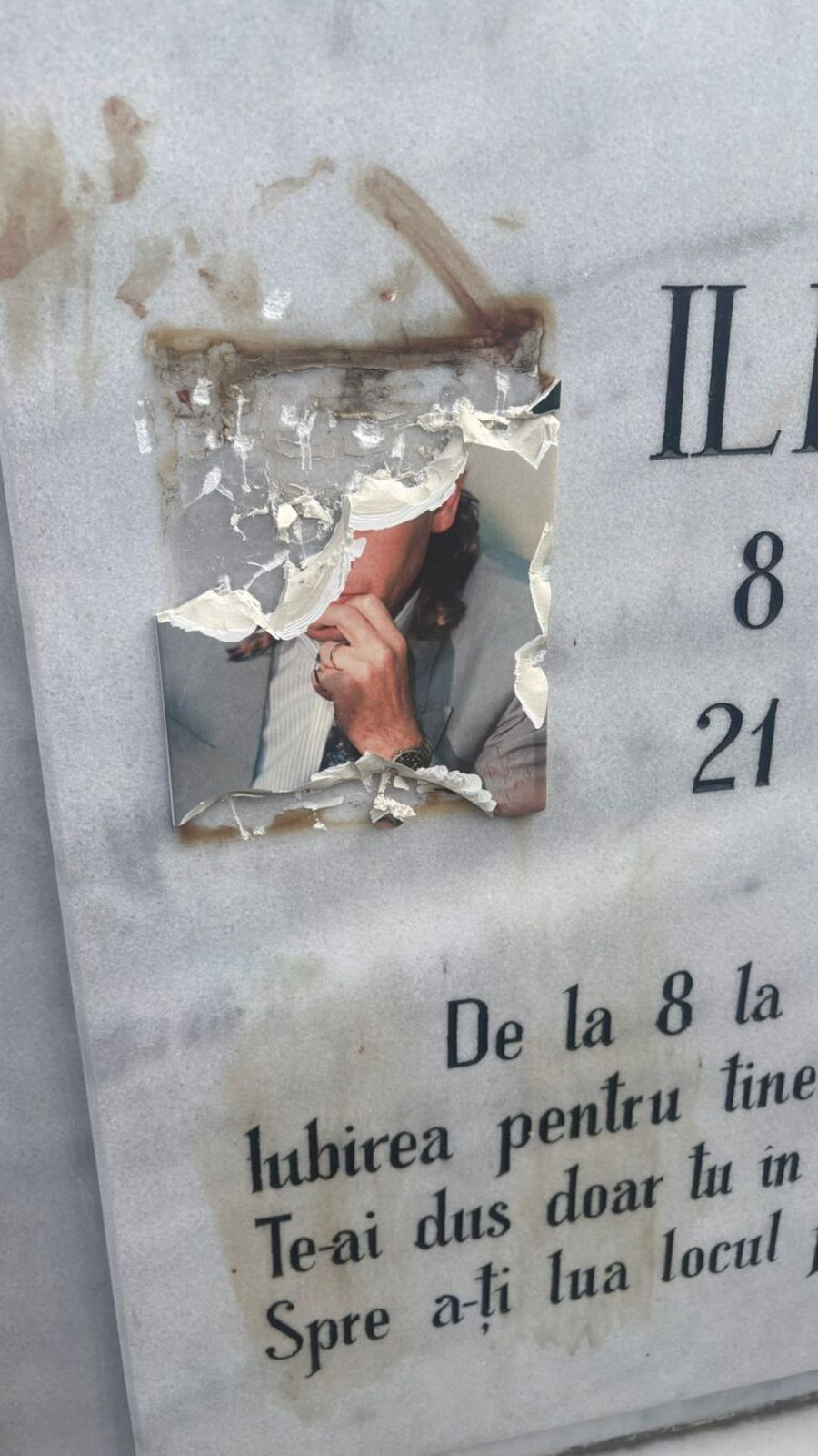 Mormântul lui Ilie Balaci, vandalizat! „A venit poliţia criminalistică. Era sânge pe cruce”