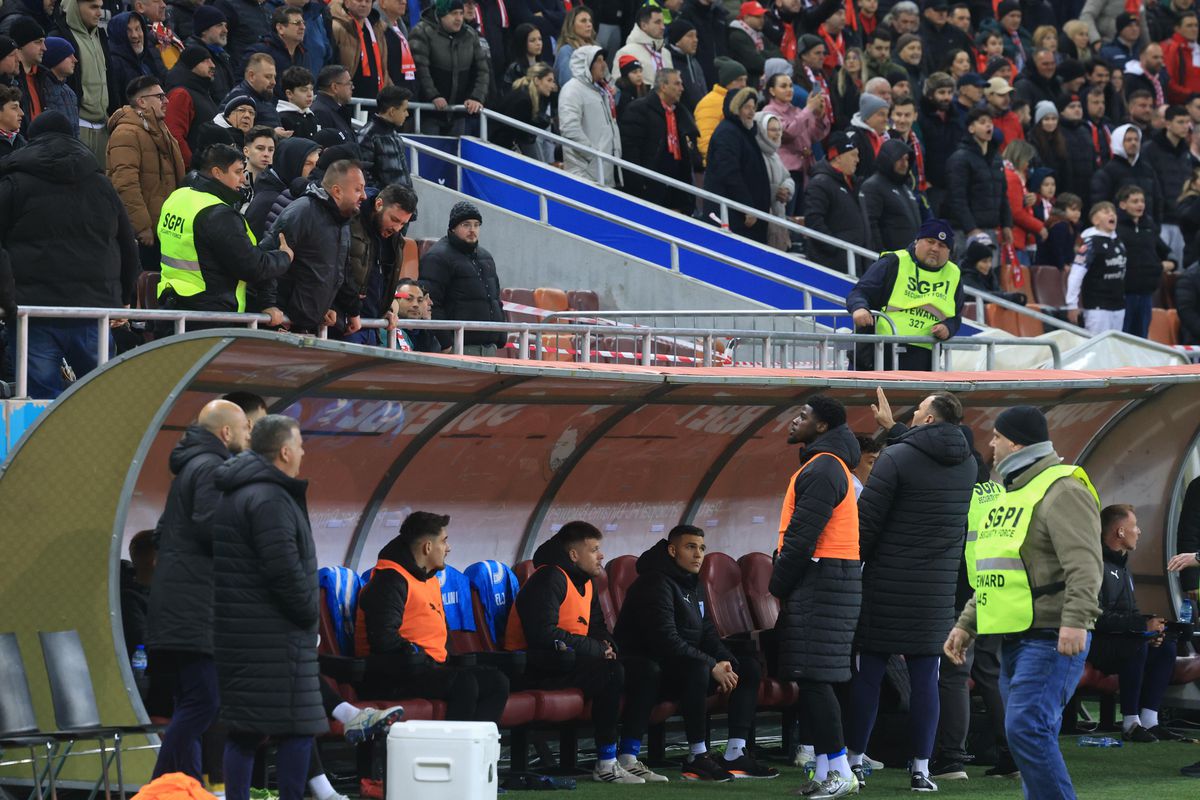 Final de primă repriză „nebun” în Dinamo - Craiova » Cele 3 momente care au „dinamitat” derby-ul