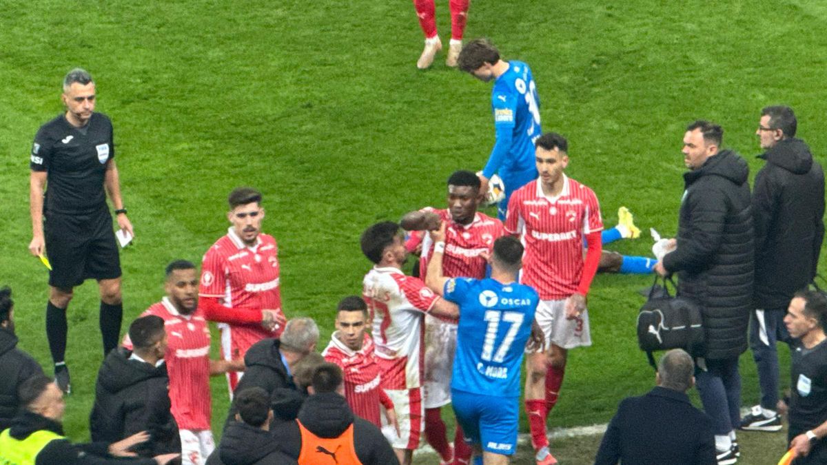 Altercație generală în Dinamo - Universitatea Craiova