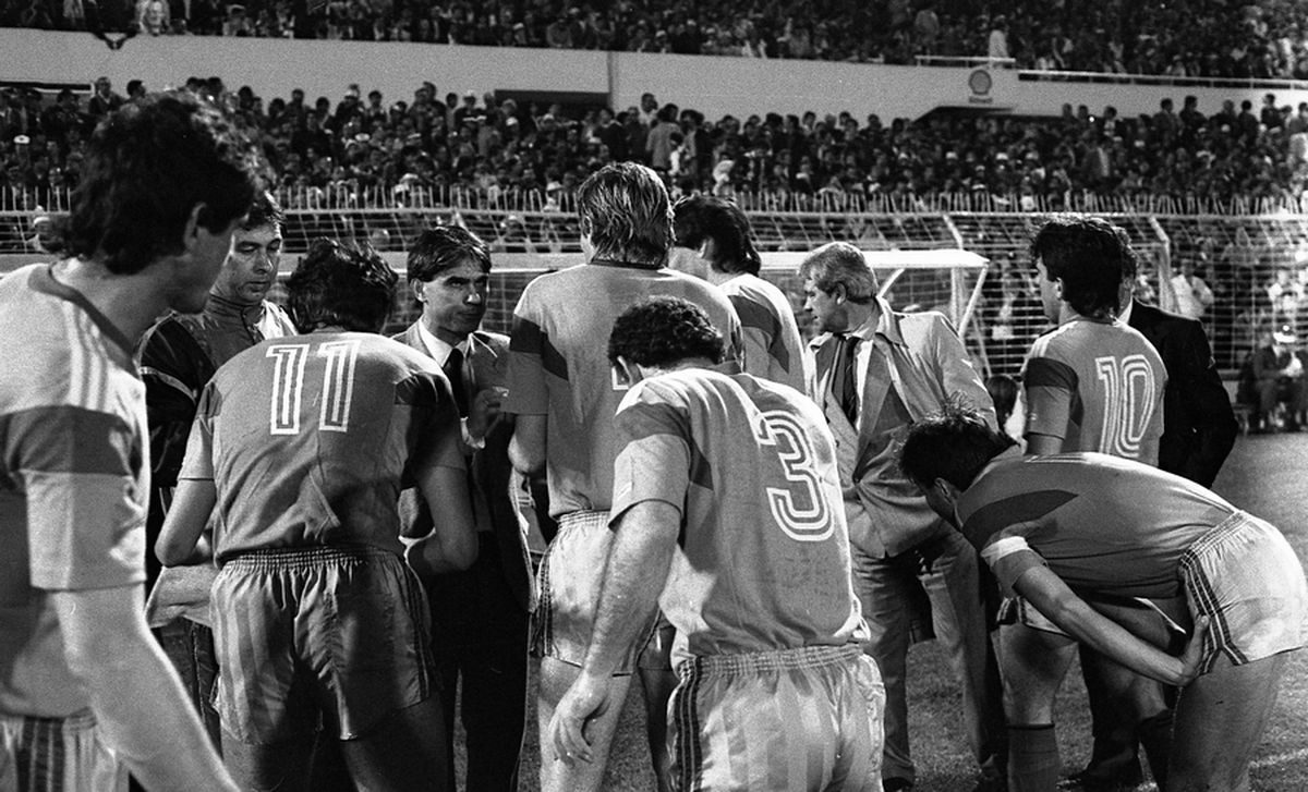 RETRO GSP. Ziua în care toată România a plâns pentru Craiova. „Vinovat e Mircea Lucescu, el i-a îndopat pe jucători cu stimulente!”