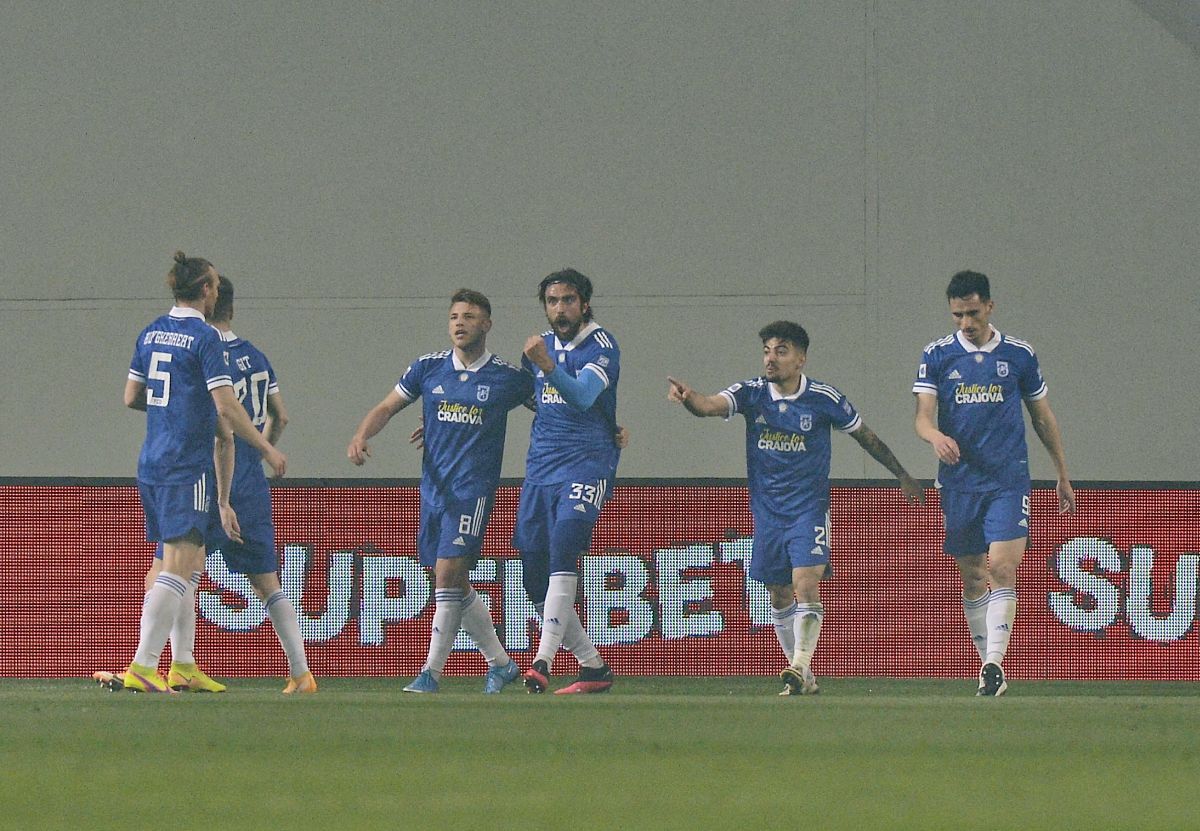 FC U Craiova - Rapid 1-0 » Muică, se vede promovarea! Oltenii s-au desprins în play-off și visează la Liga 1
