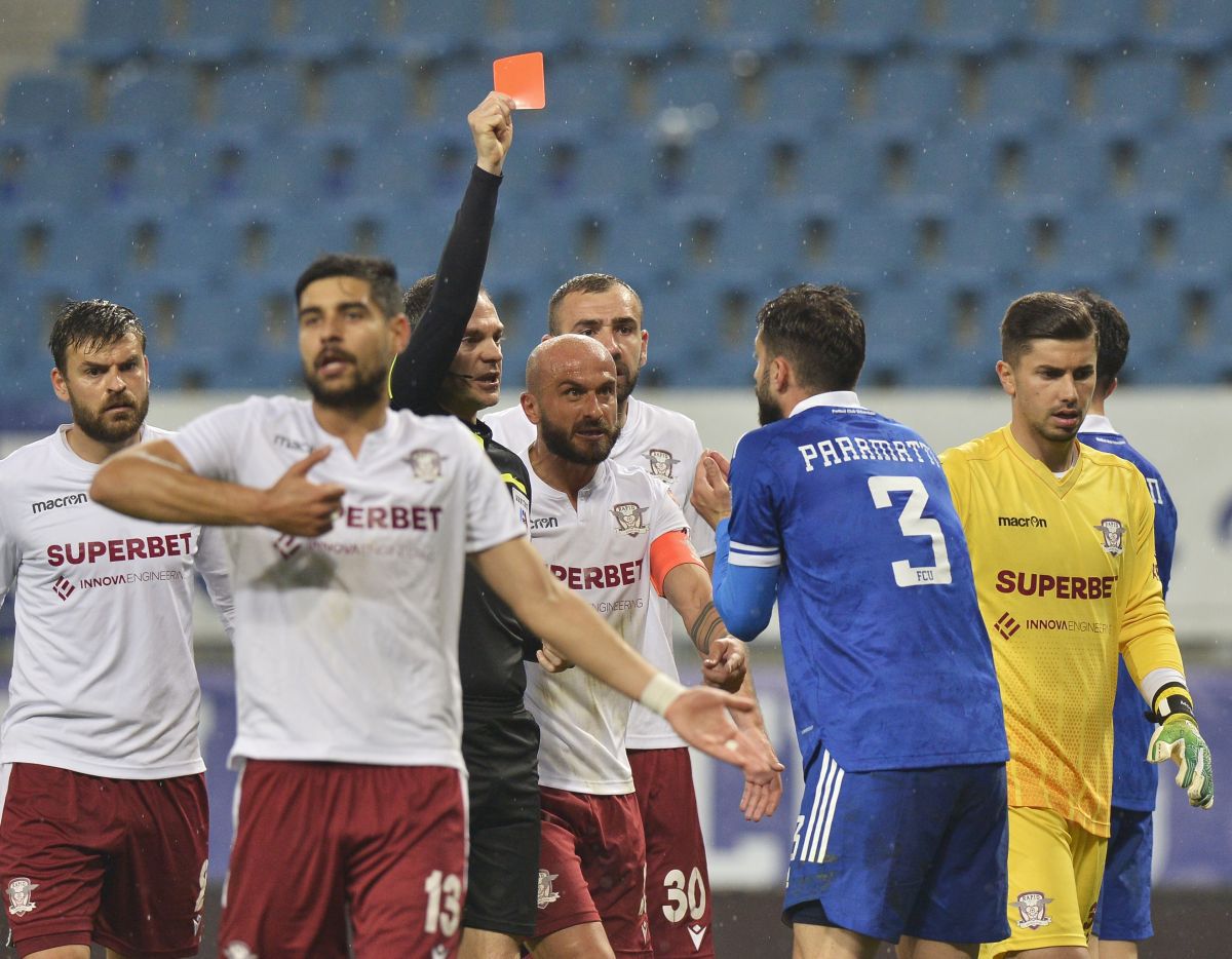 Căpitanul lui FC U Craiova se revoltă după victoria cu Rapid: „Suntem adevărata Universitatea Craiova și nu primim pic de respect!”