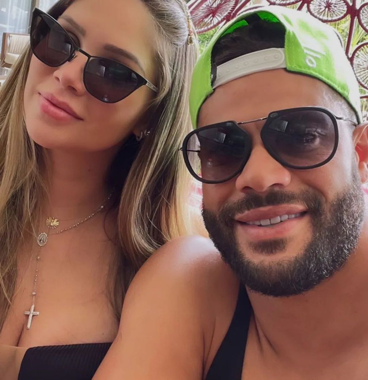 Fostul mare internațional s-a cununat cu nepoata fostei lui soții. Imagini de senzație: party de lux în resort