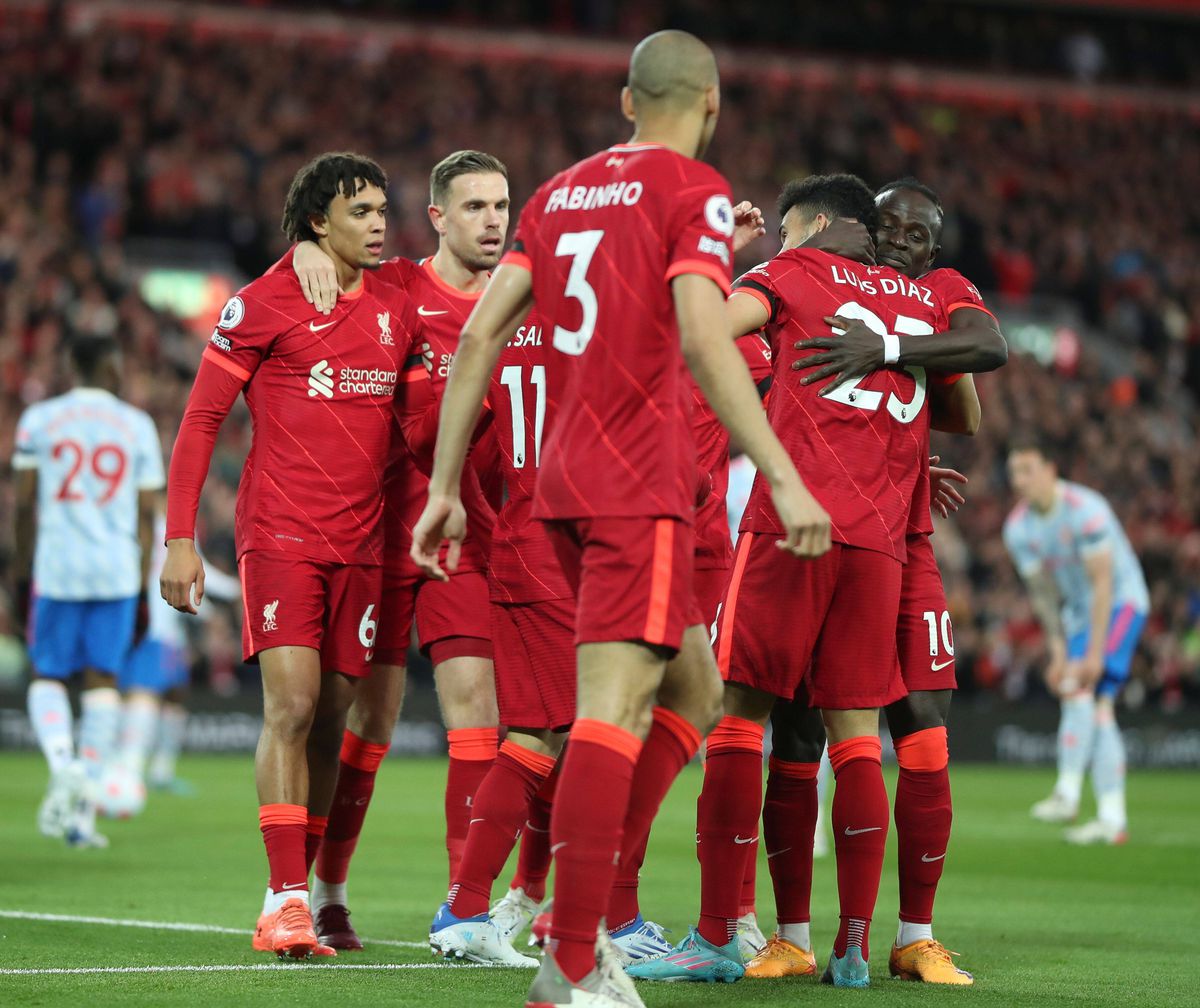 Au dat cu ei de pământ! » Liverpool a umilit-o pe rivala Manchester United