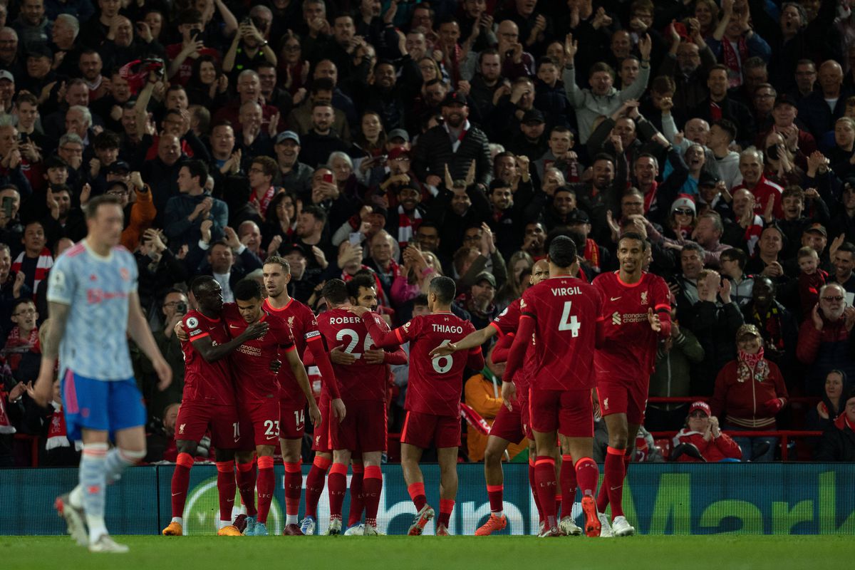 Au dat cu ei de pământ! » Liverpool a umilit-o pe rivala Manchester United