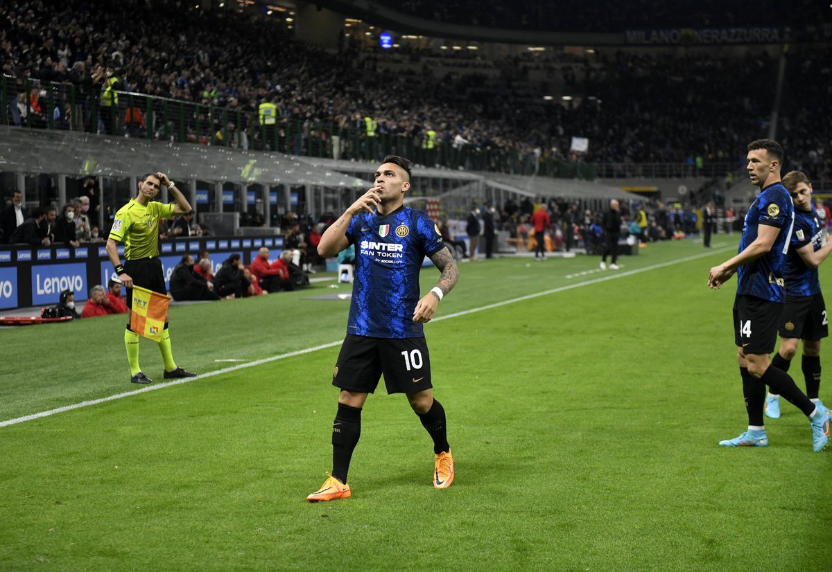 Inter și-a umilit rivala din Milano și s-a calificat în finala Cupei Italiei!