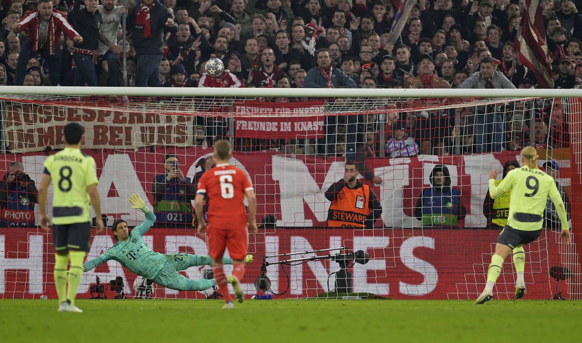 Erling Haaland, penalty ratat în Bayern - Manchester City