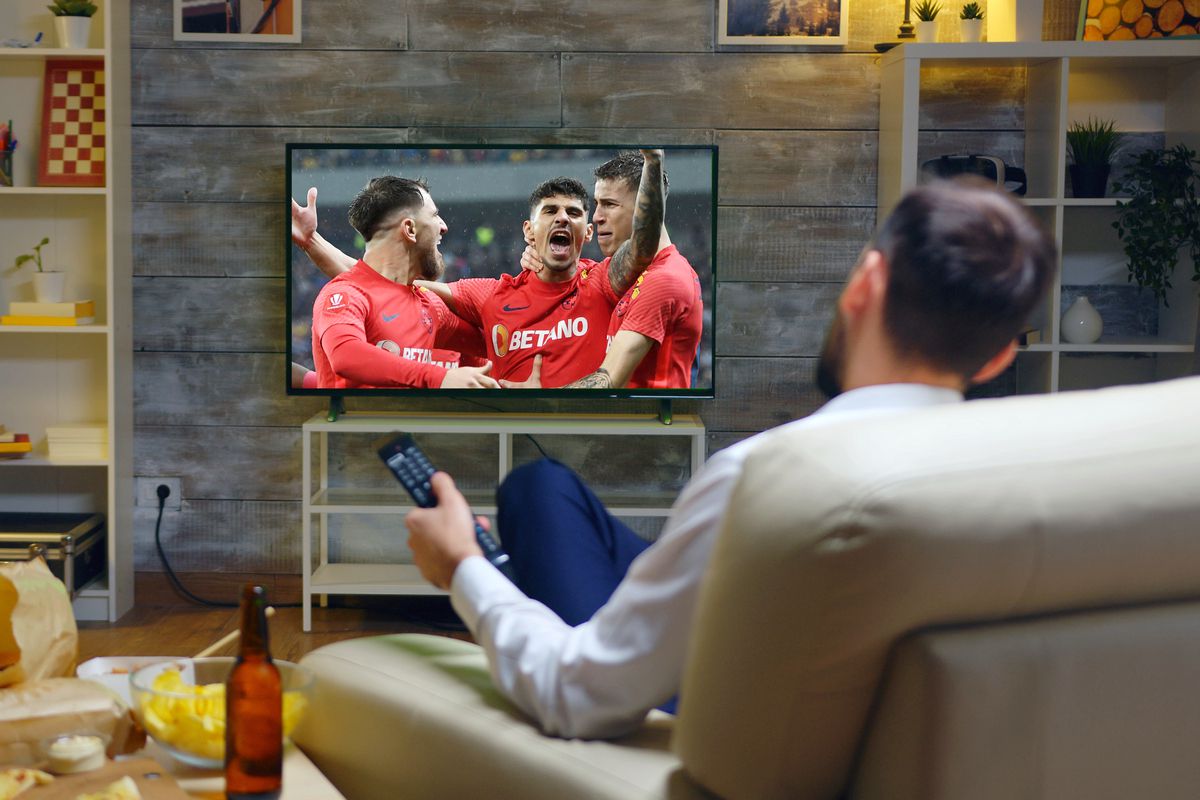 Meciul care a spulberat audiențele TV » Iată cifrele! Câți oameni s-au uitat la FCSB - Farul, CSA Steaua - Dinamo și Craiova - Rapid + A venit și ironia lui MM Stoica