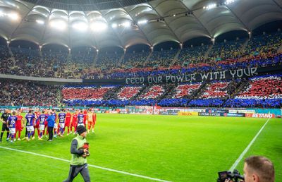 A început disputa înainte de Rapid - FCSB » Liderii se contrează: „Acum am venit de la Jandarmerie, nu pot să-l ajut”