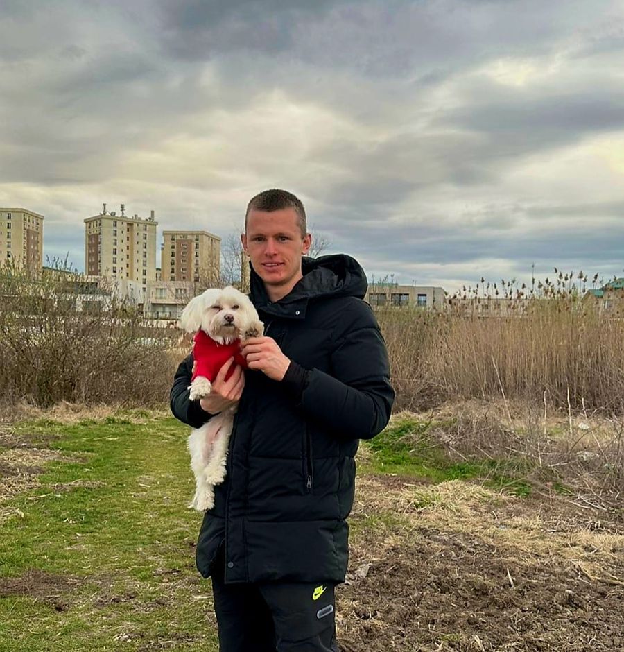 Dujmovici a fost un jucător de echipă, a acceptat și rolul de rezervă Prima decizie importantă a lui Ovidiu Burcă, după eșecul cu Steaua din derby