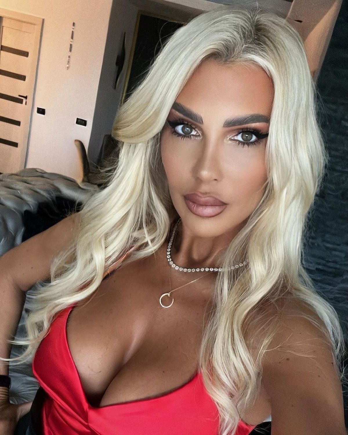 Președintele CS Rapid, Bogdan Vasiliu, s-a căsătorit! Cine e vedeta pe care a luat-o de soție după doar două luni de relație