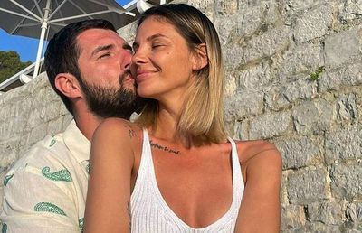 Cătălin Cazacu a reacționat, după ce s-a spus că ar fi fost prins în pat cu amanta și Ramona Olaru l-a părăsit: „E normal să fiu înconjurat de fete frumoase”