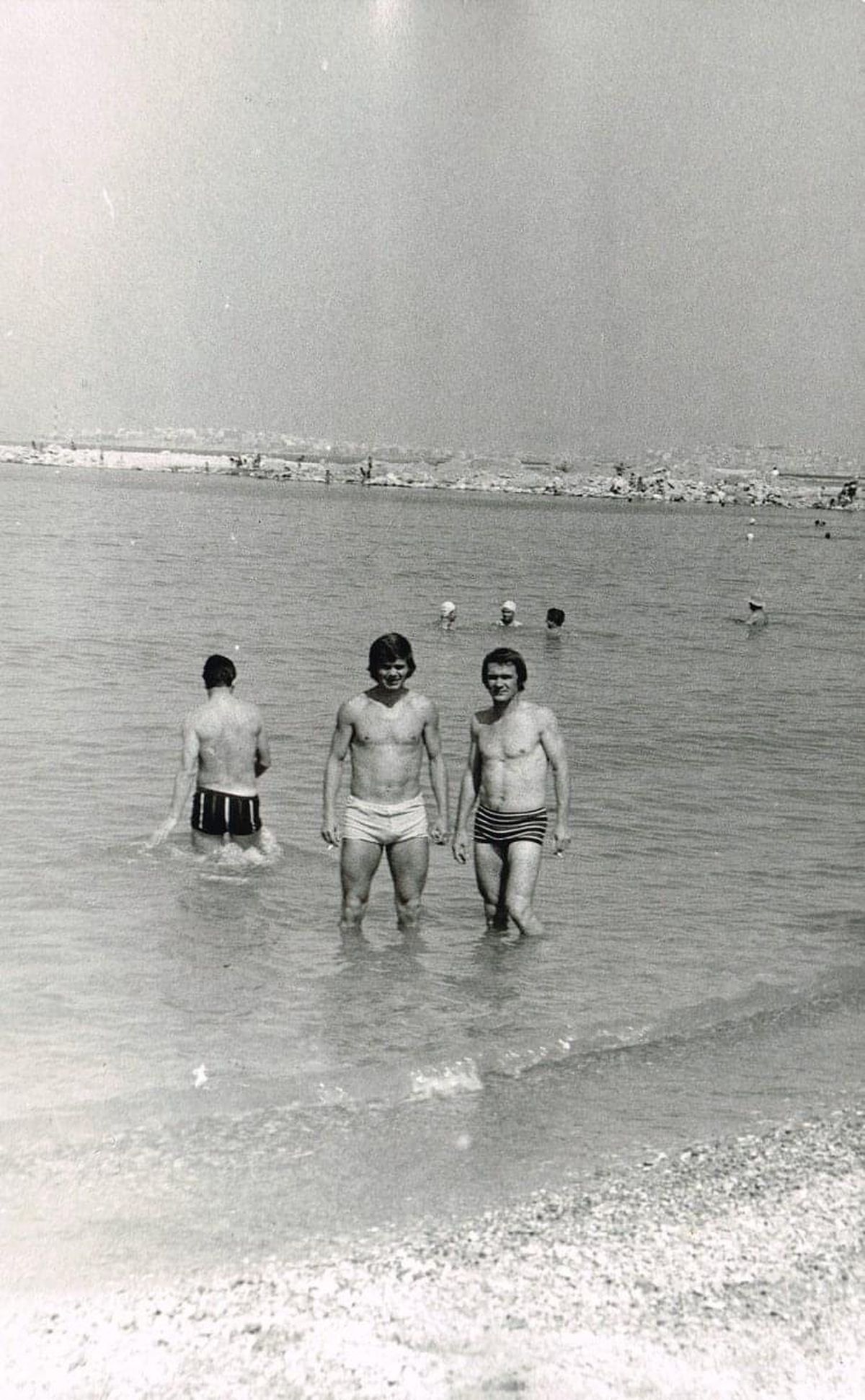 Dezvăluiri controversate în studioul GSP despre un nume important din fotbalul românesc: „Ne dădea cu palma peste fund în baie!”