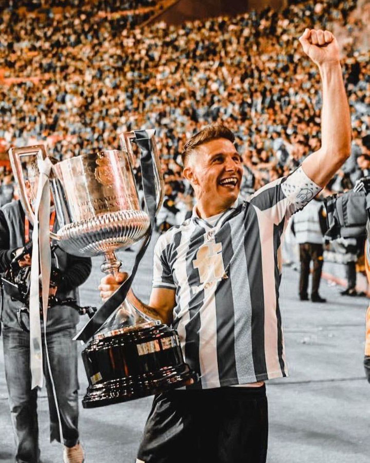 Joaquin, legenda lui Betis, și-a anunțat retragerea la 41 de ani » „Arta e eternă. Mulțumim pentru tot, căpitane!”