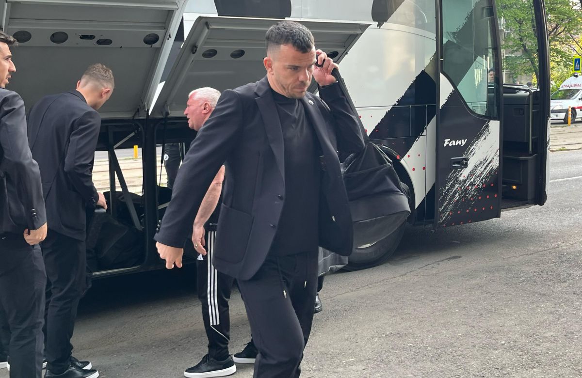 Imagini surprinse de reporterii GSP în Giulești, înainte de Rapid - U Cluj