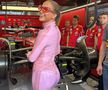 Jennifer Lopez a făcut senzație în boxa Ferrari
