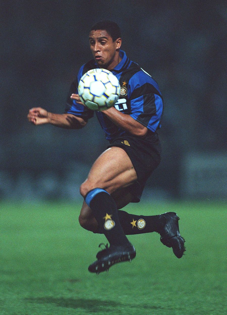 Cum l-a adus Inter pe Roberto Carlos cu 100 de dolari! » „Am chemat un chelner și am închis transferul”