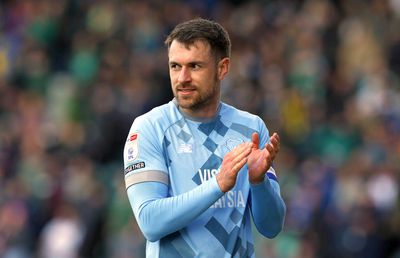 Decizie curioasă în Anglia » Echipa aflată la retrogradare l-a numit antrenor pe mijlocașul Aaron Ramsey, ex-Juventus