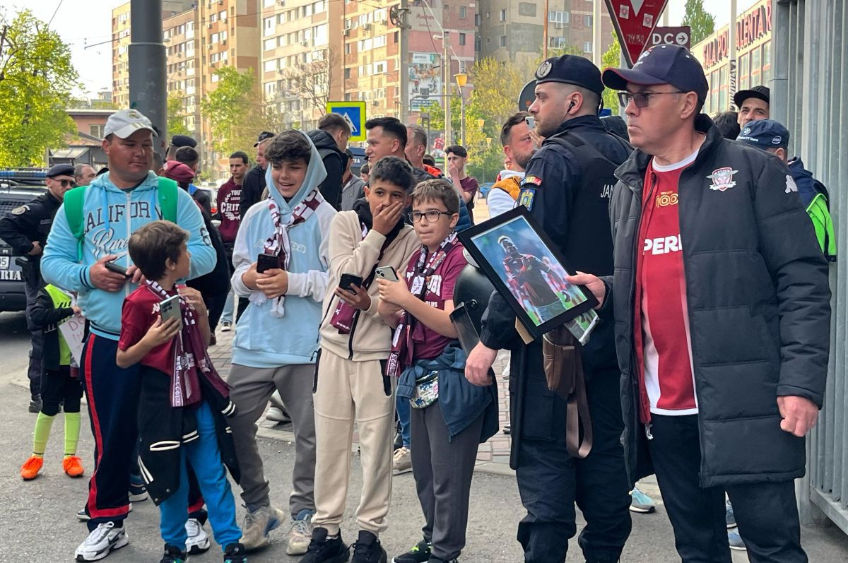 Imagini surprinse de reporterii GSP în Giulești, înainte de Rapid - U Cluj