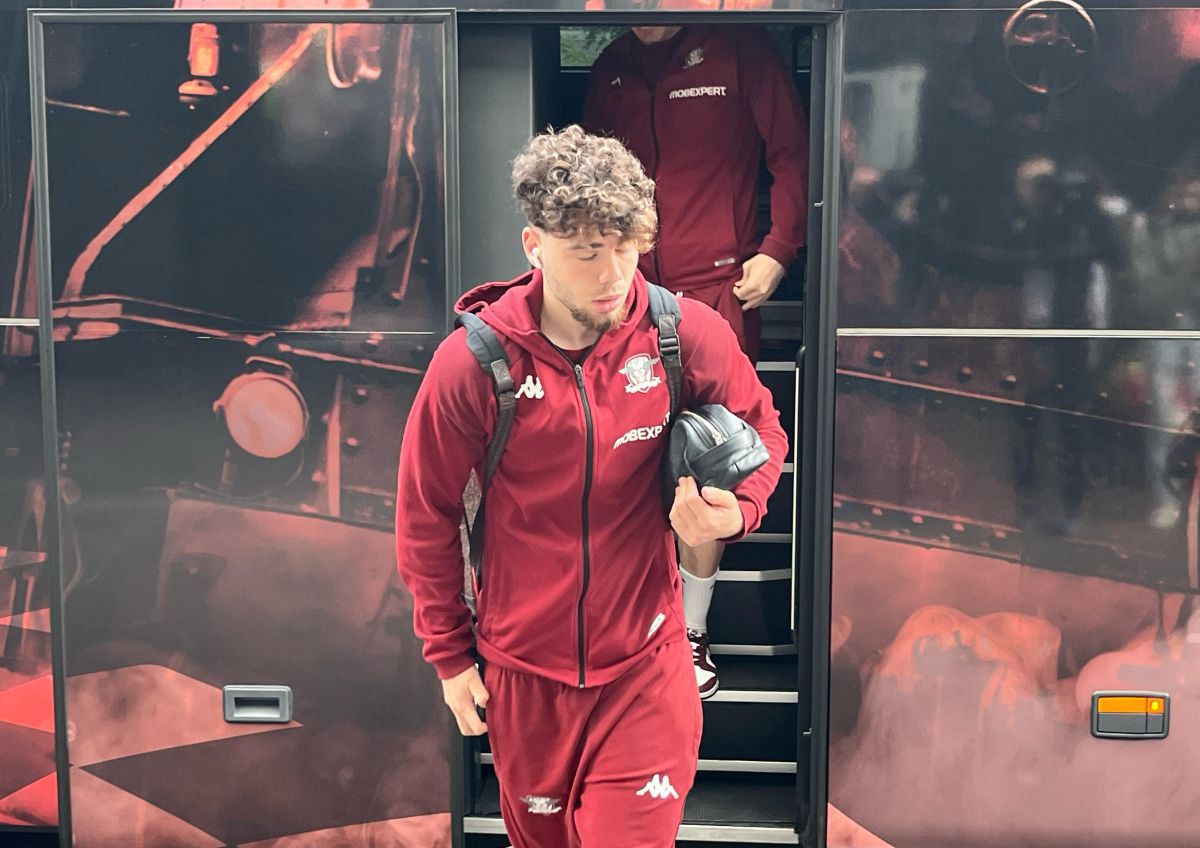 Imagini surprinse de reporterii GSP în Giulești, înainte de Rapid - U Cluj