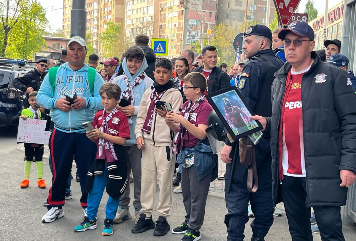 Imagini surprinse de reporterii GSP în Giulești, înainte de Rapid - U Cluj