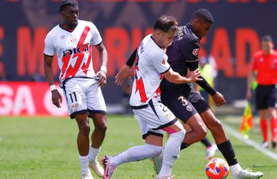 Nota pentru Andrei Rațiu, printre cei mai buni în Rayo Vallecano - Valencia » A contribuit la gol