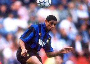 Cum l-a adus Inter pe Roberto Carlos cu 100 de dolari! » „Am chemat un chelner și am închis transferul”