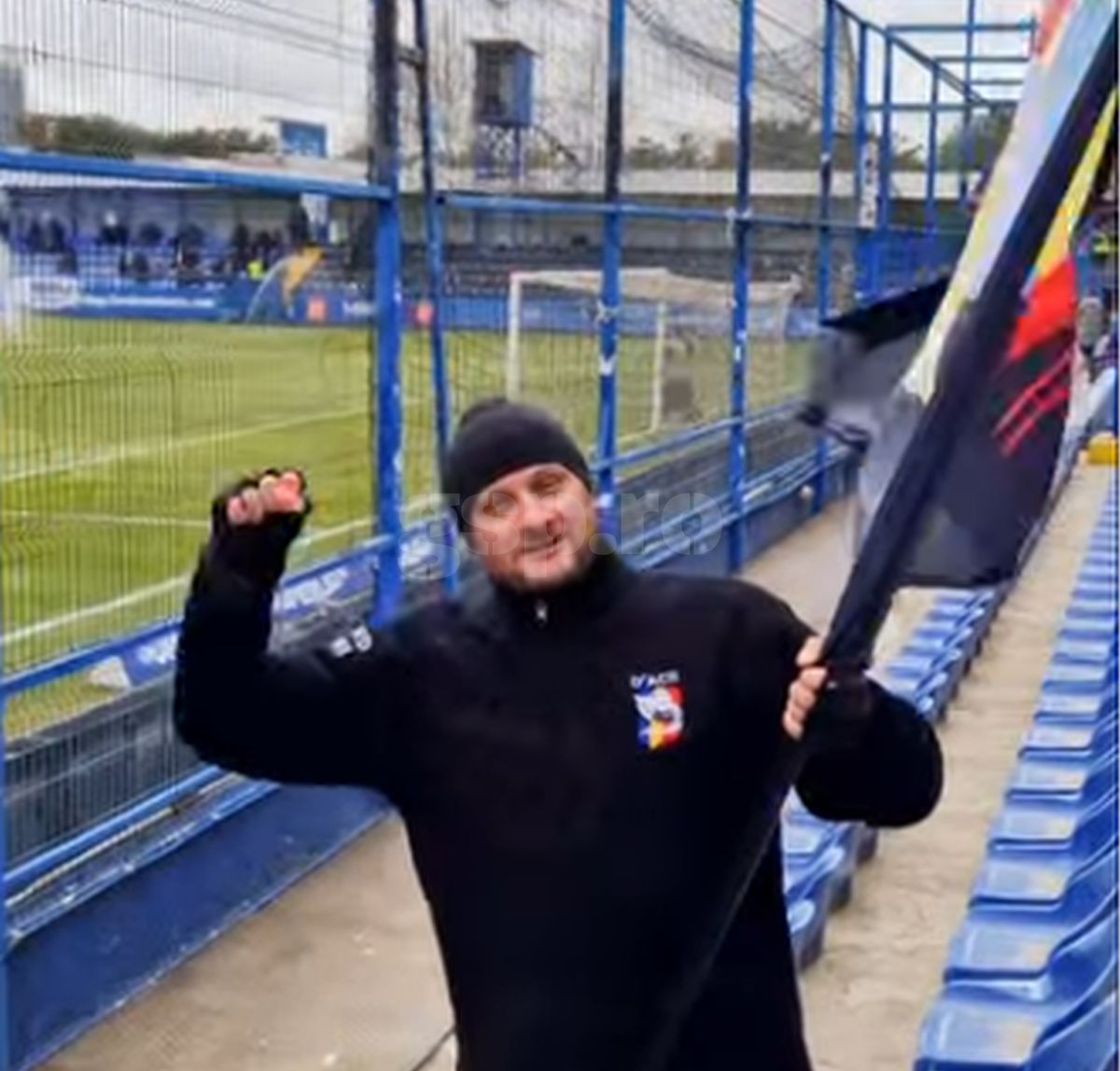 5 detalii de la Farul - Hermannstadt 1-1 » Ședință furtunoasă a lui Hagi, fotbalist dus la spital după meci + A venit pe bicicletă de la Sibiu!